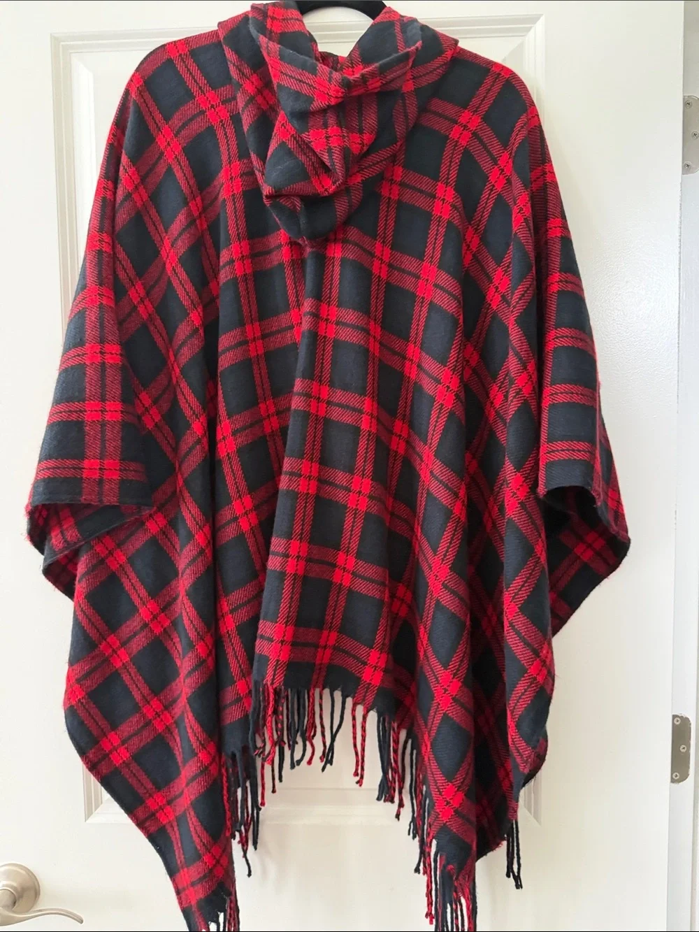 Plaid Hooded Fringe Poncho - Black & Red Tartan